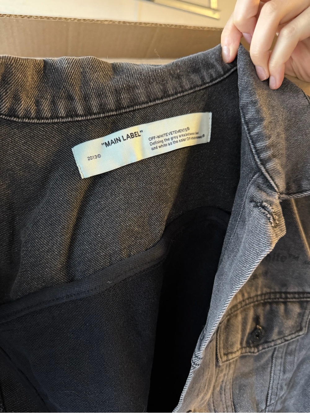 Off-White Black Washed Denim Jacket with Graphic Back Panel - Picture 4 of 4